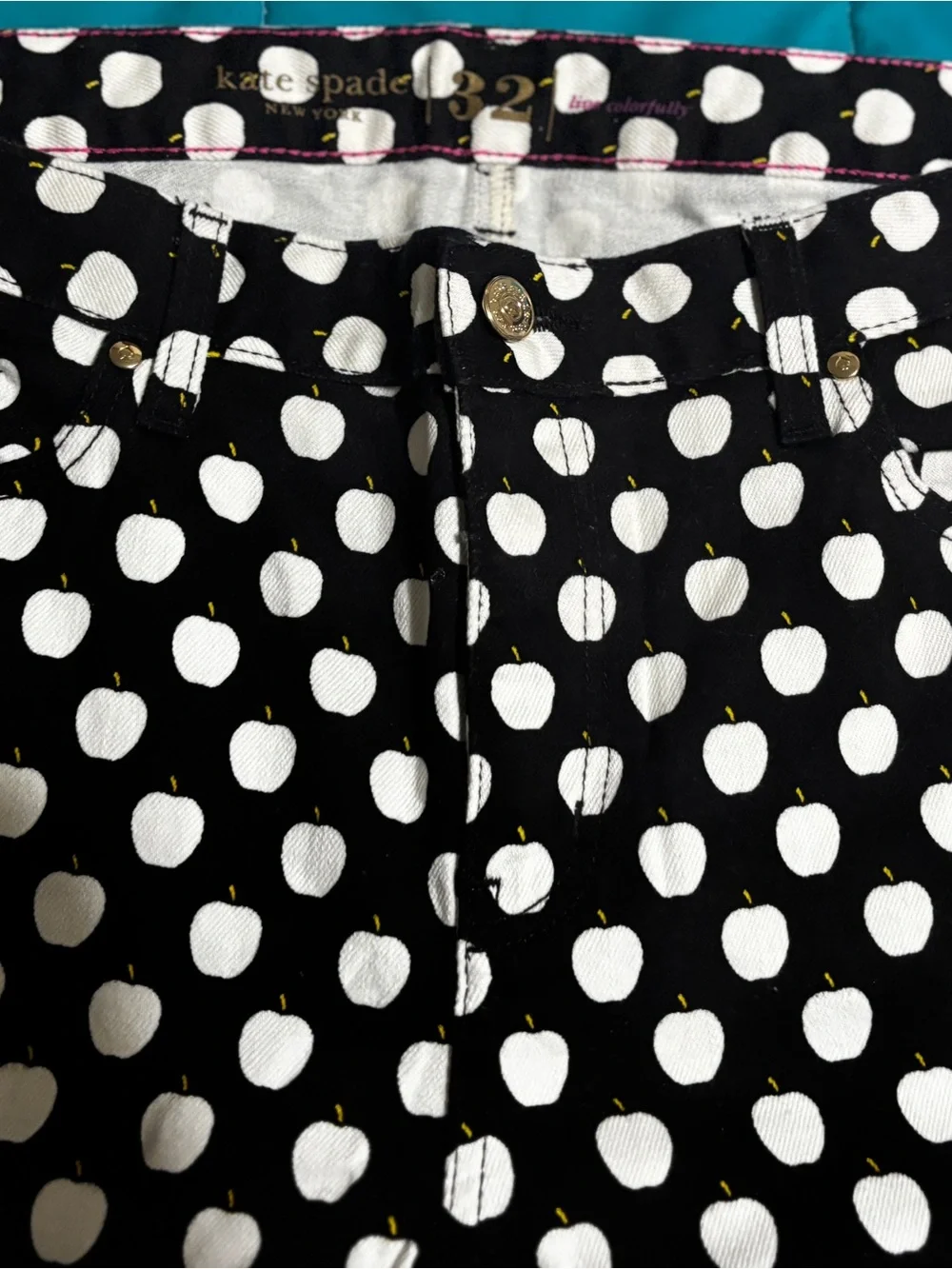 Kate spade broom street live colorfully apple print ankle jeans size 32(12-14)